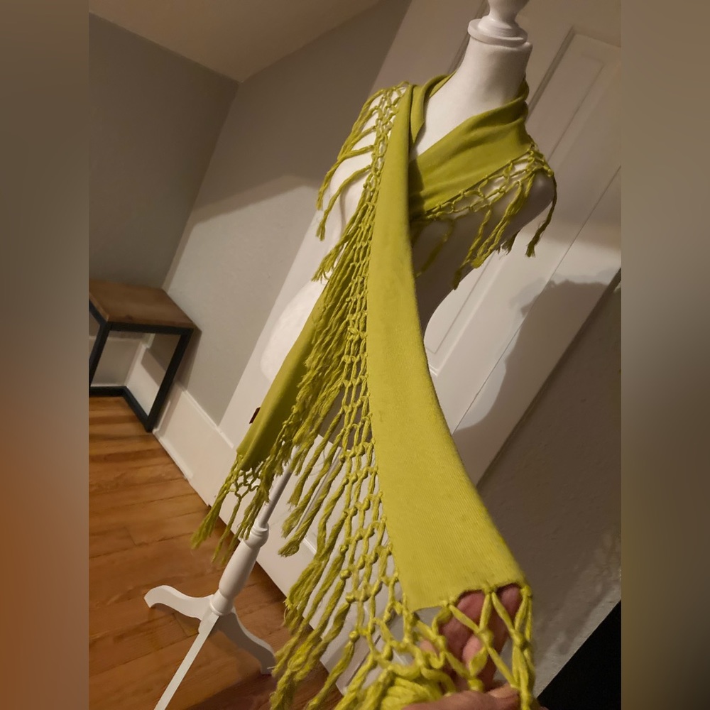 Echo scarf. Lime green. Crochet tassel detail. *